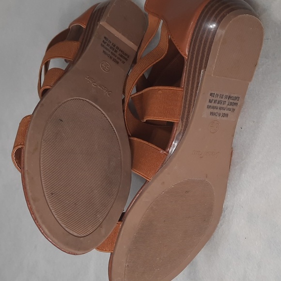 DreamPairs Sandals - Picture 3 of 5